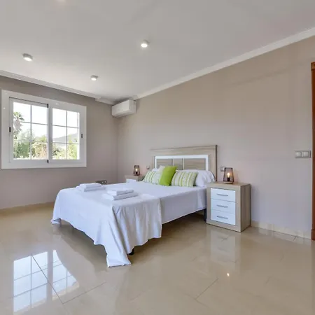 Guzman - Senieta فيلة