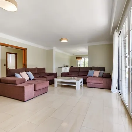 فيلة Guzman - Senieta *