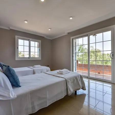 Guzman - Senieta كاليبي