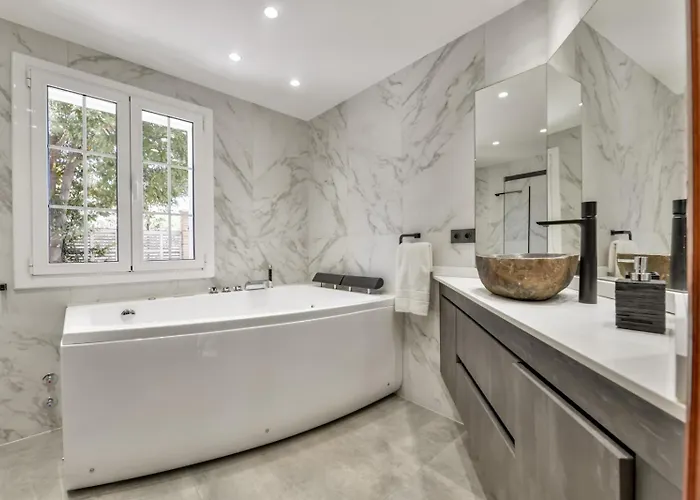 Guzman - Senieta Villa *