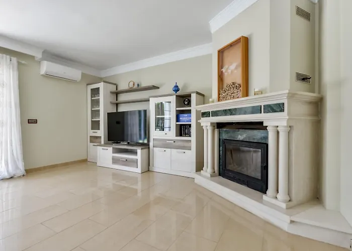 Villa Guzman - Senieta *