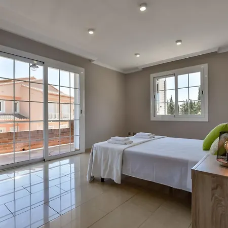 Villa Guzman - Senieta Calp