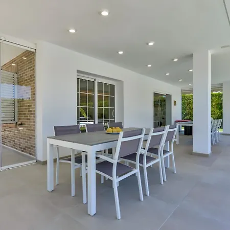 Villa Guzman - Senieta *