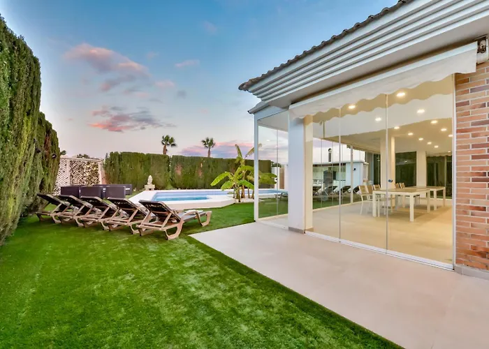 Guzman - Senieta Villa *